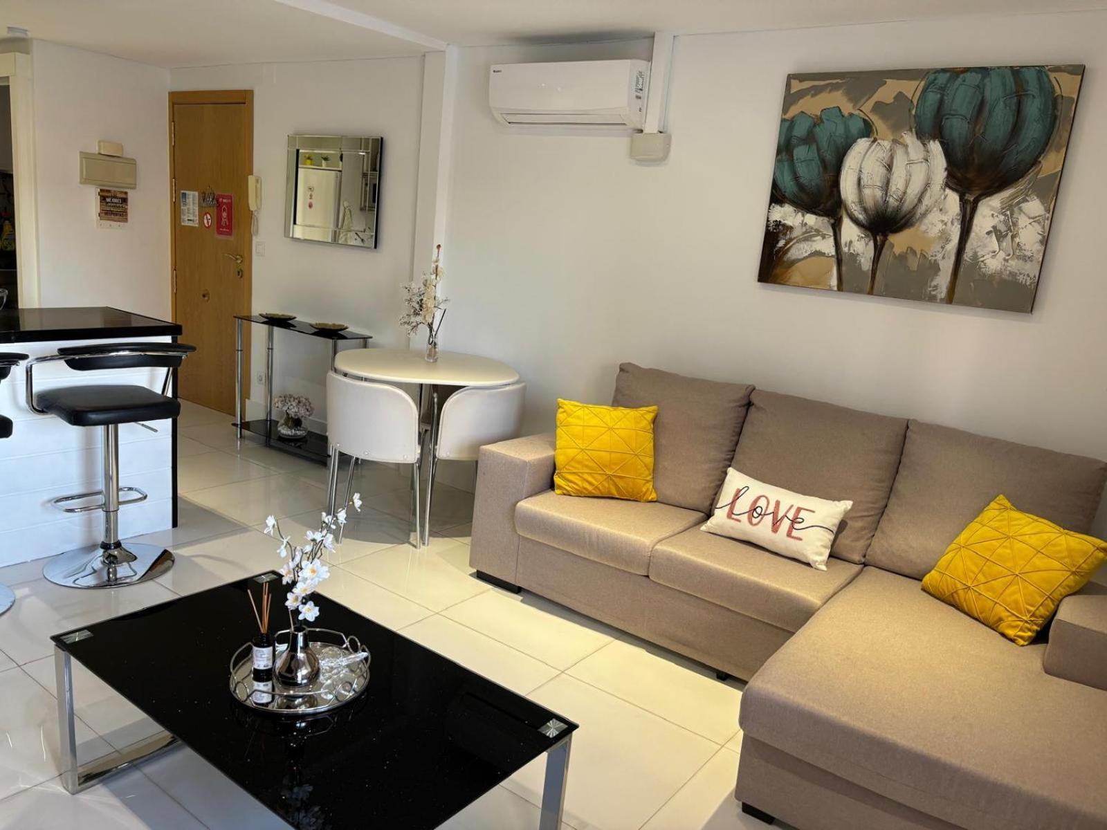 Apartmento De 3 Habitaciones Con Vistas Al Mar Playa de Gandia Exterior photo